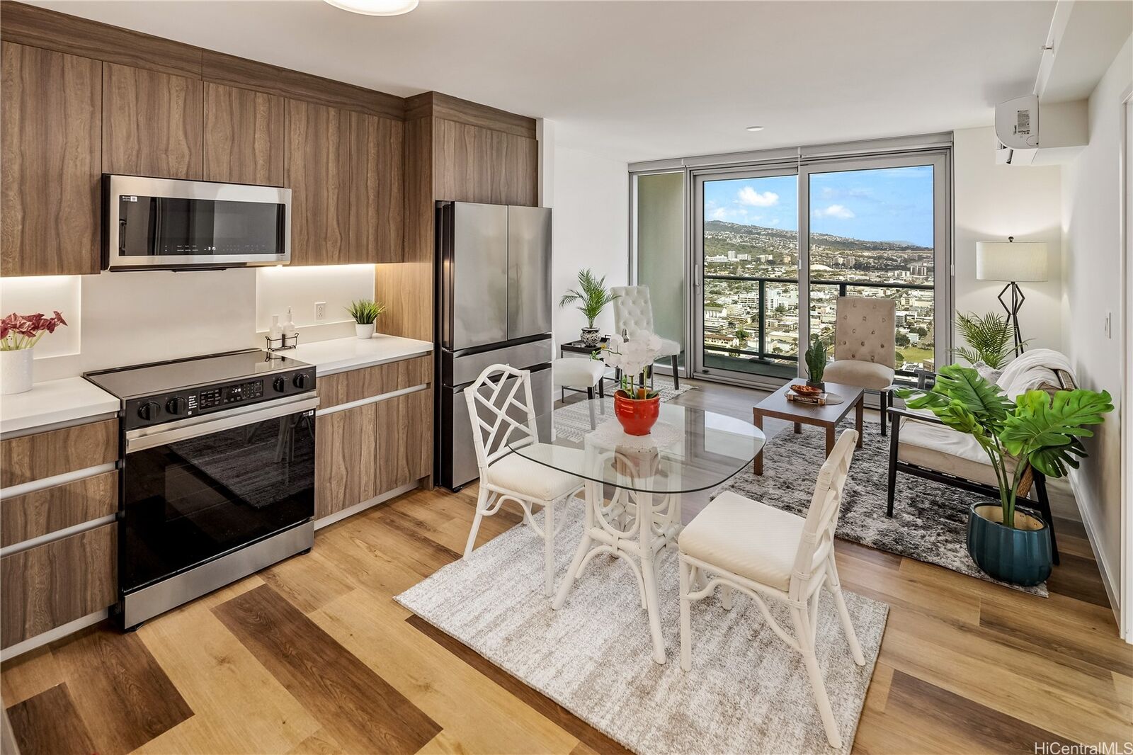 Property Photo:  1515 Liona Street 4103  HI 96814 