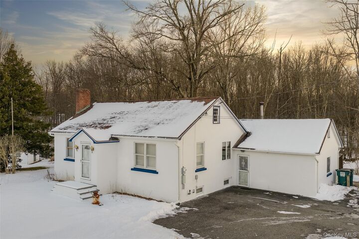 Property Photo:  5003 Searsville Road  NY 12566 