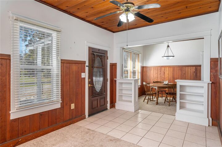 Property Photo:  427 Avenue E SE  FL 33880 