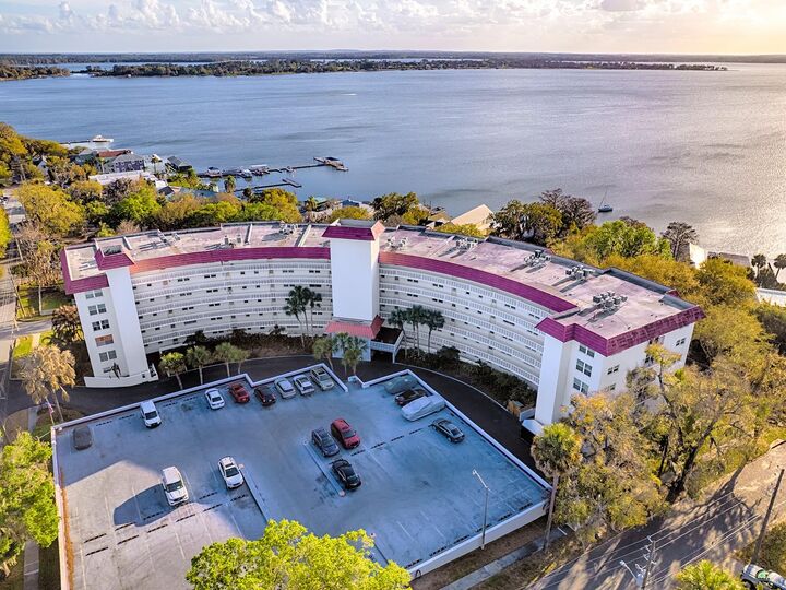 Property Photo:  601 N McDonald Street 109  FL 32757 