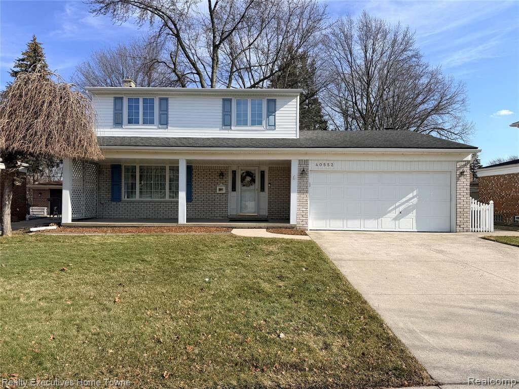 Property Photo: 40552 Lizabeth Drive MI 48313 4036