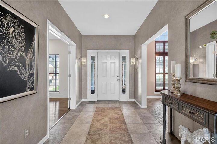 Property Photo:  11040 Sandistan Drive  MO 63146 