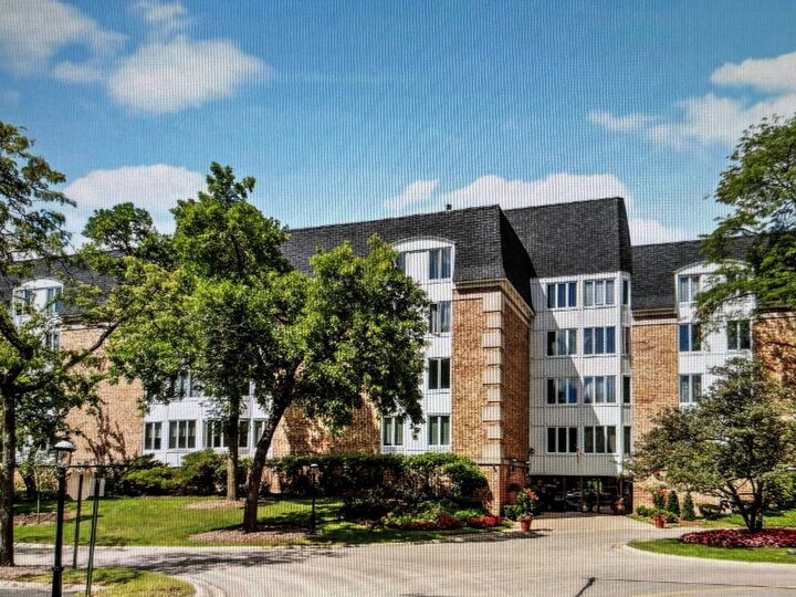 Property Photo:  150 Lake Boulevard 120  IL 60089 