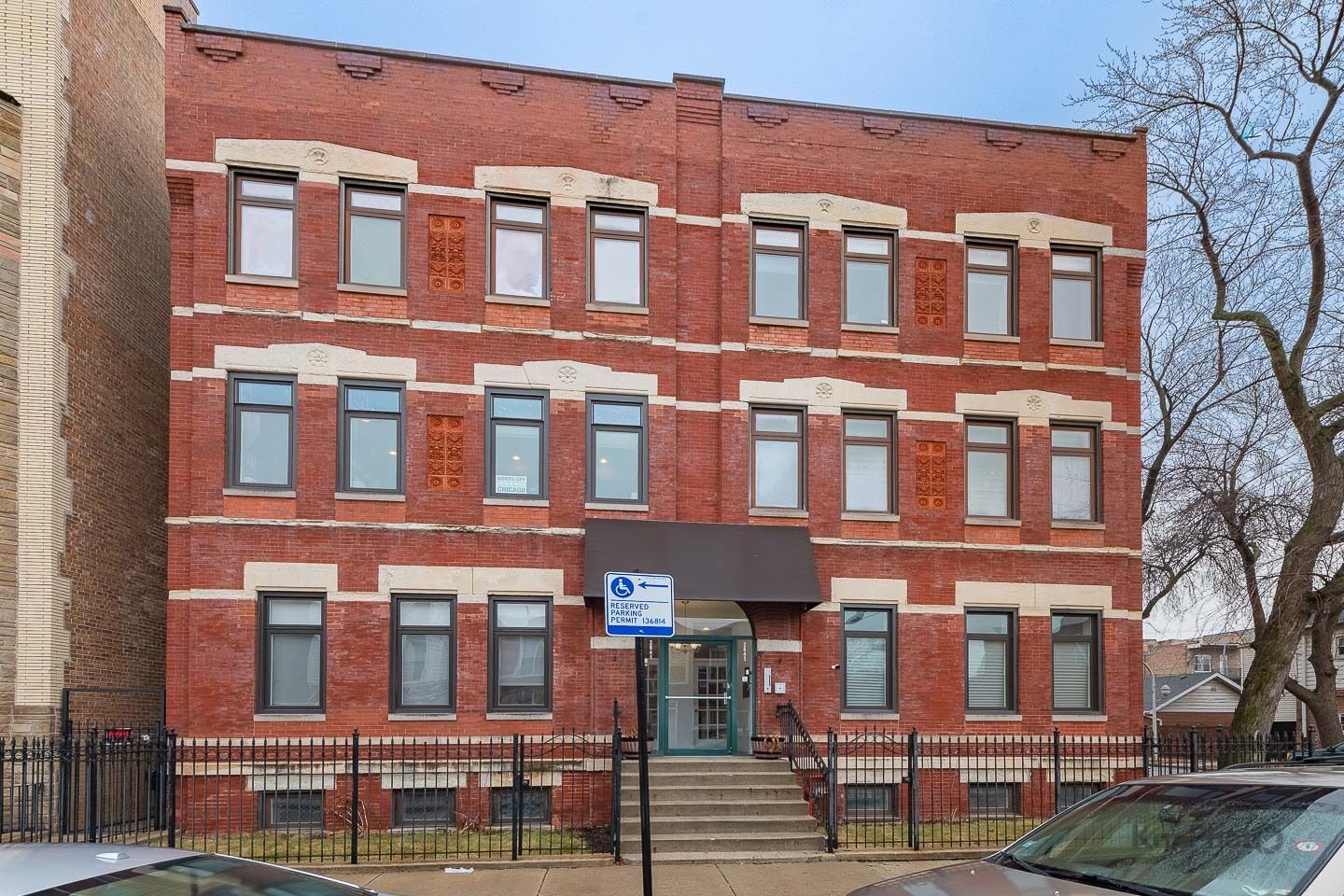 Property Photo: 2843 S Wells Street 1E IL 60616