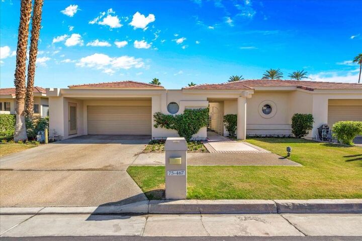 Property Photo: 75467 Riviera Drive CA 92210