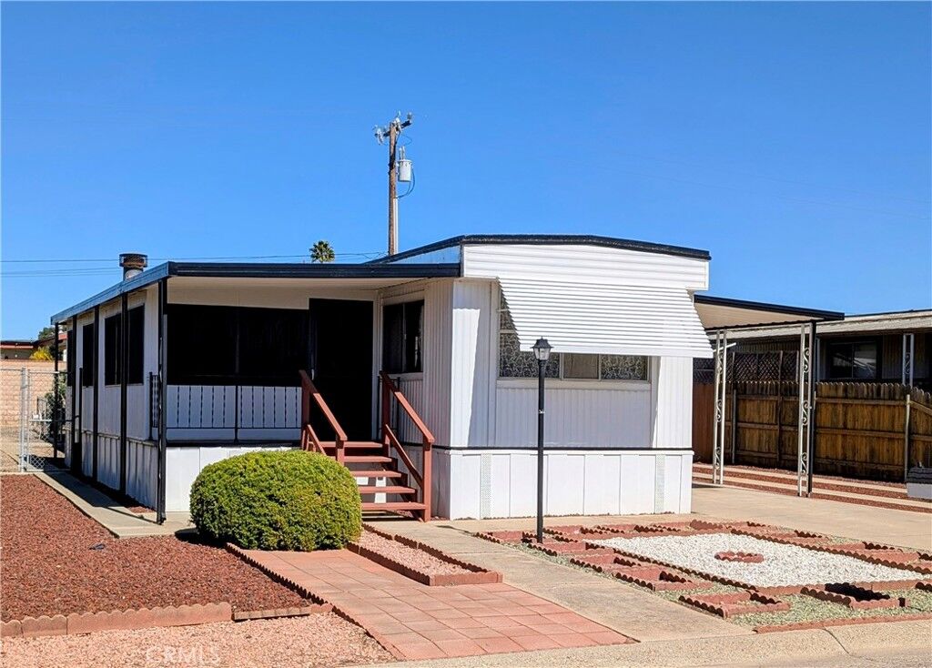 Property Photo:  461 Saturn Court  CA 93444 