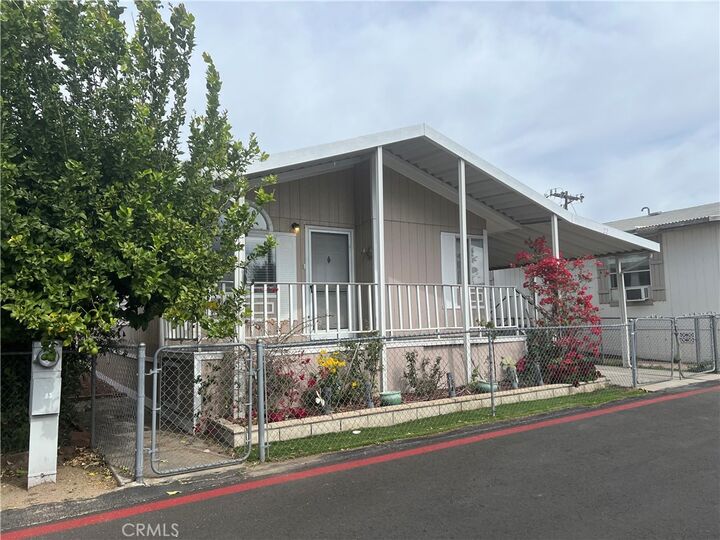 Property Photo:  8191 Calabash 22  CA 92335 