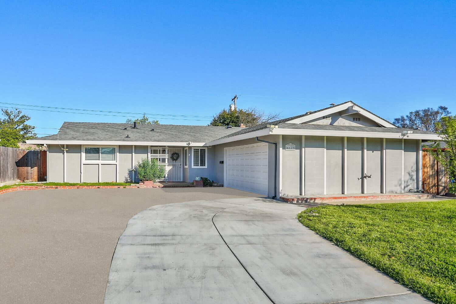 Property Photo:  6629 Doreen Way  CA 95823 