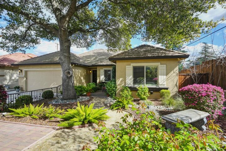 Property Photo:  8094 Traditions Court  CA 95628 