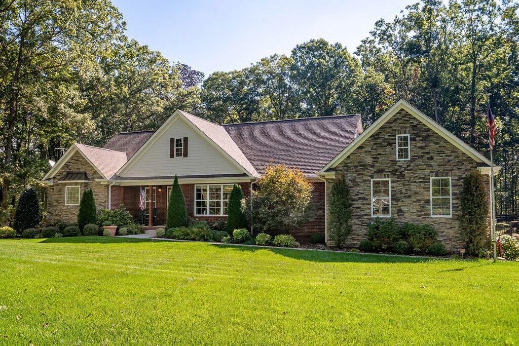 Property Photo:  5751 Pinewood Rd  TN 37064 