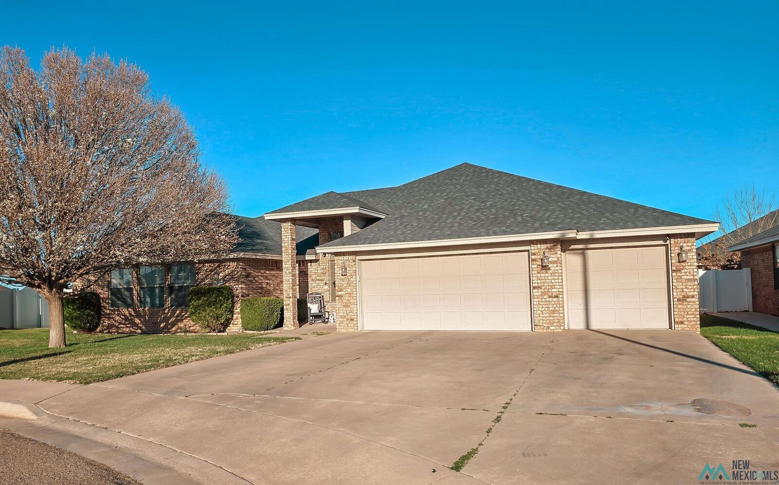 Property Photo:  1013 Armstrong Circle  NM 88101 