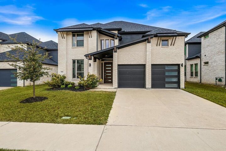 Property Photo:  852 Calusa Drive  TX 75013 