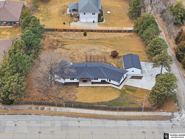 Property Photo: 2505 S 70th Street NE 68506