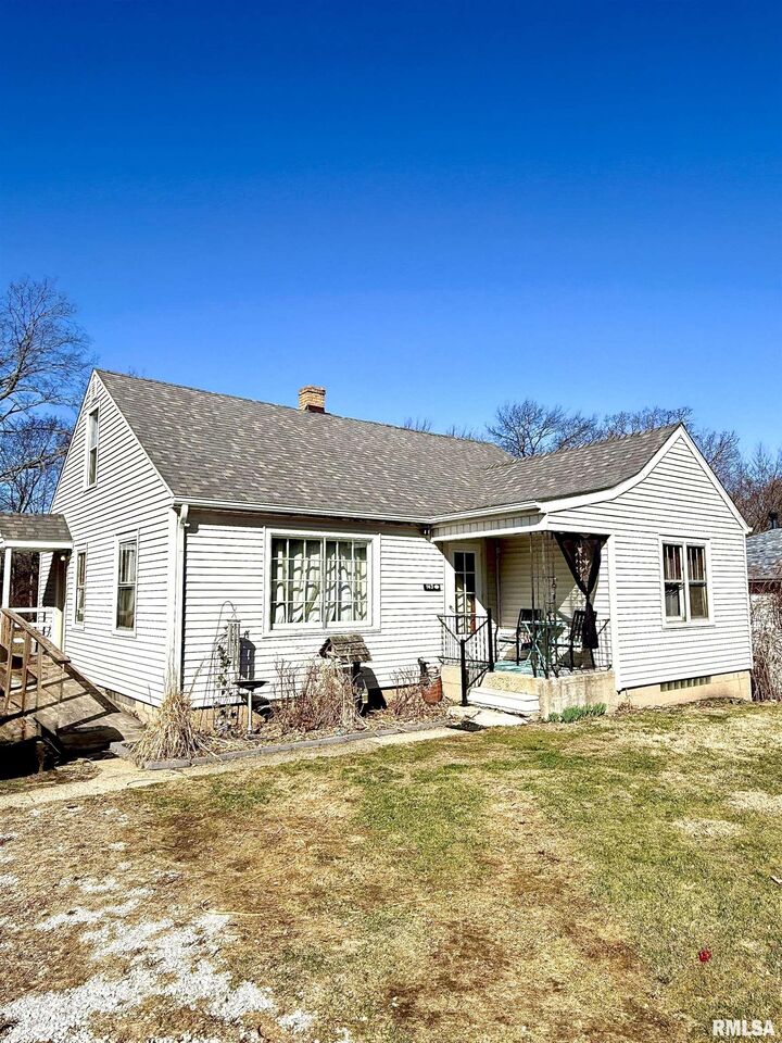 Property Photo: 143 Cherry Lane IL 61571