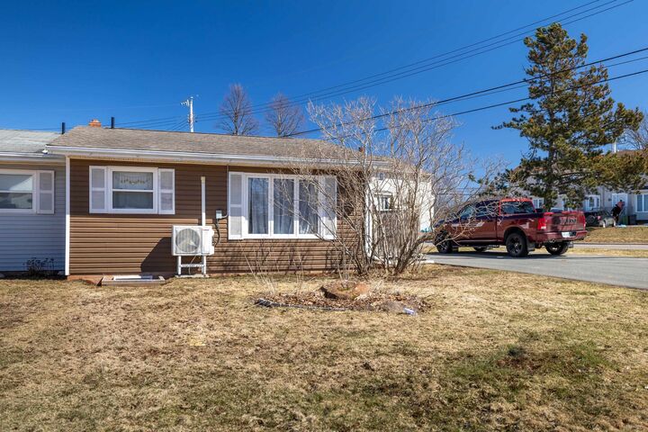 Property Photo:  4 Corrigan Court  PE C1A 8N5 