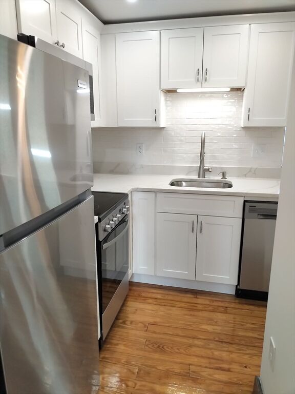 Property Photo:  50 Waltham St 11  MA 02118 