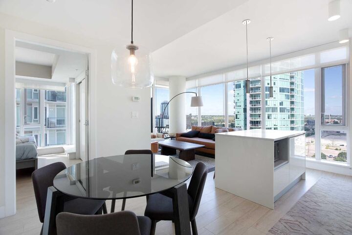 Property Photo: 1188 3 Street SE 1204 AB T2G 1H8