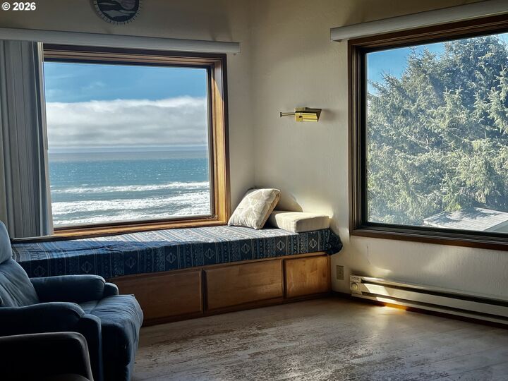 Property Photo:  94444 Linda Ln  OR 97444 