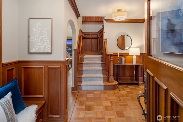 Property Photo:  4117  43rd Avenue NE  WA 98105 