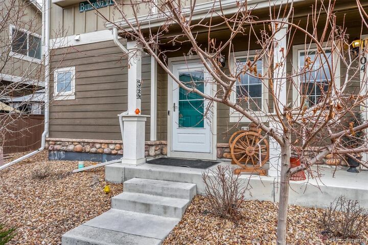 Property Photo:  14700 E 104th Avenue 1105  CO 80022 