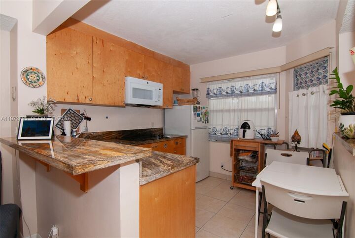 Property Photo: 1351 SW 125th Ave 205S FL 33027