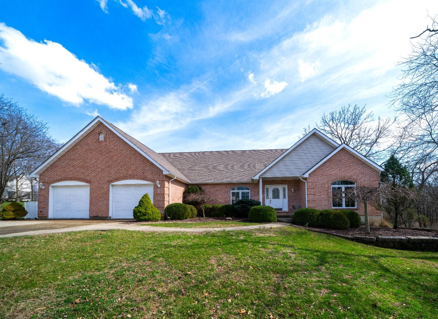 Property Photo: 20338 Cedarview Court IN 47025