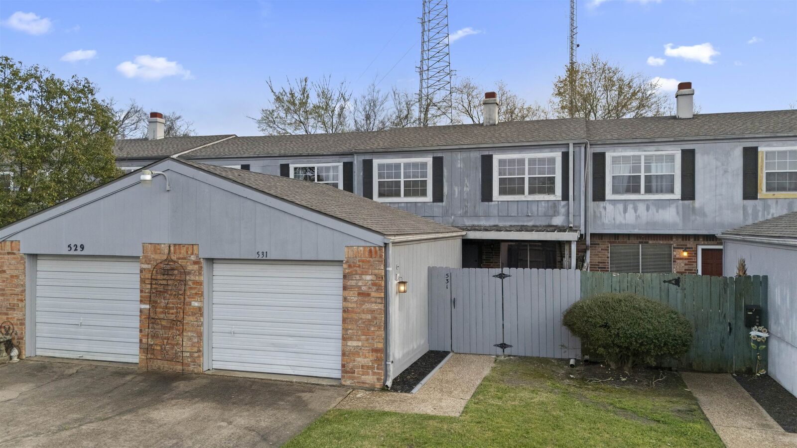 Property Photo:  531 Yorktown  TX 77707 