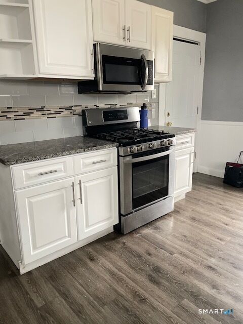 Property Photo:  281 Chestnut Street  CT 06051 