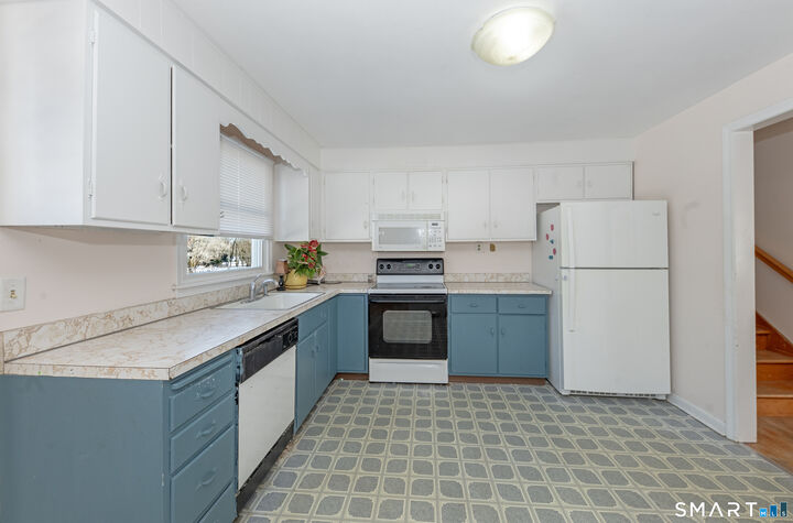 Property Photo:  178 Mungertown Road  CT 06443 