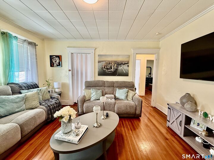 Property Photo:  100-102 Ashley Street  CT 06610 
