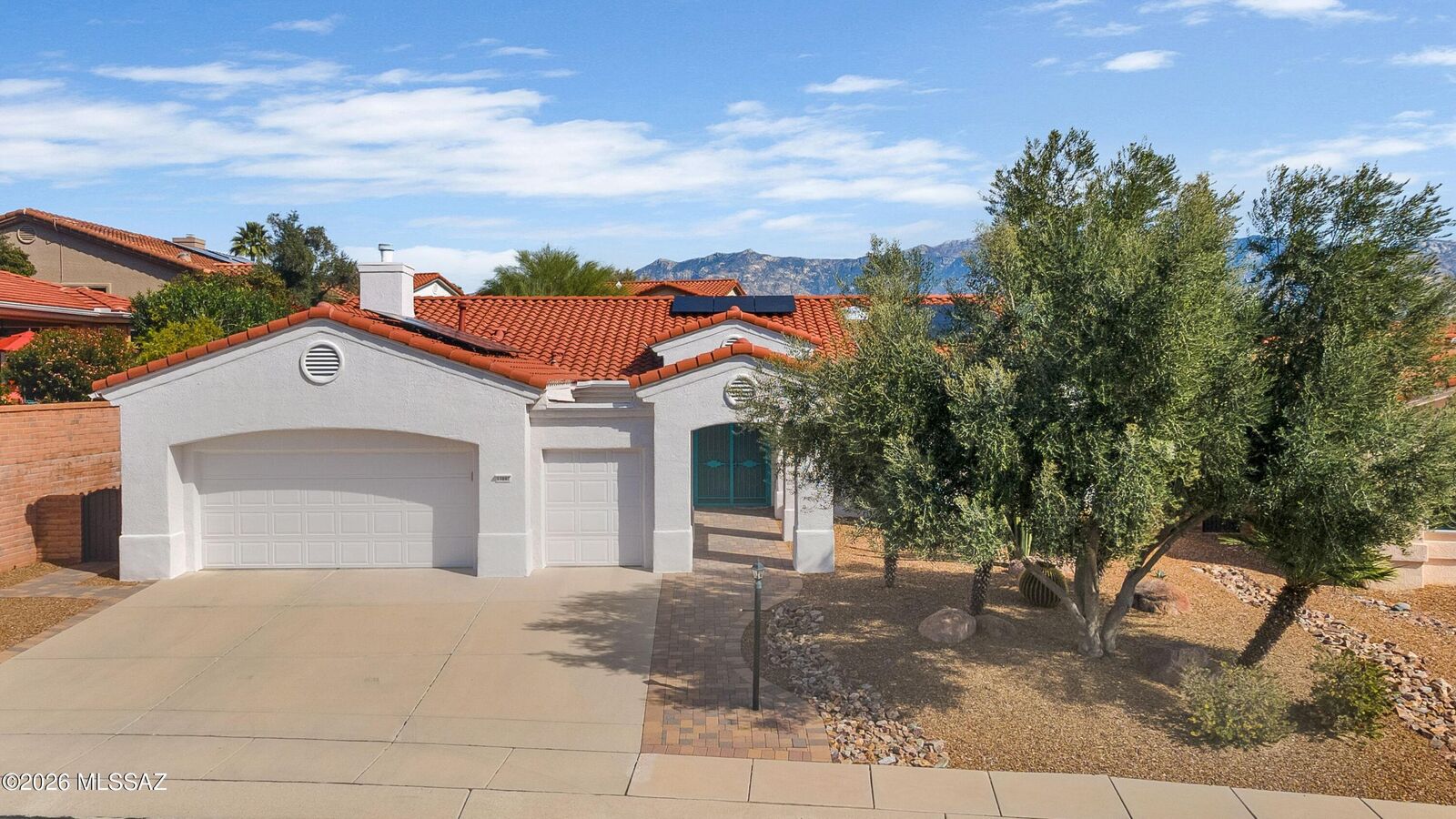 Property Photo:  13892 N Embassy Drive  AZ 85755 