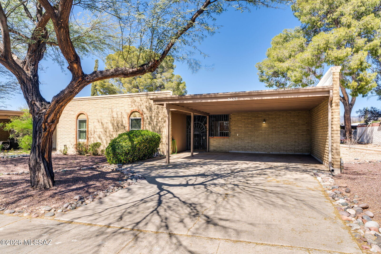 Property Photo:  8137 E Renaud Lane  AZ 85710 