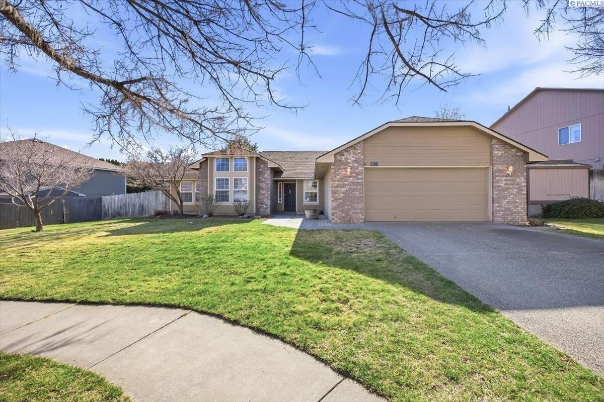 Property Photo:  135 Mountain View Lane  WA 99352 