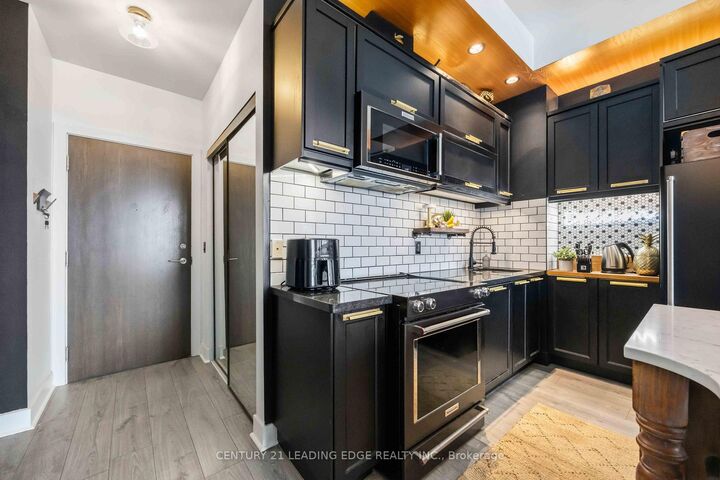 Photo de la propriété:  28 Linden Street 2203  ON M4Y 0A4 