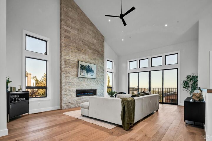 Property Photo:  2011 Long Leaf Court  CA 95403 