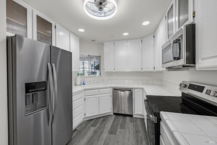 Property Photo:  36 Bridle Path Lane  CA 94945 