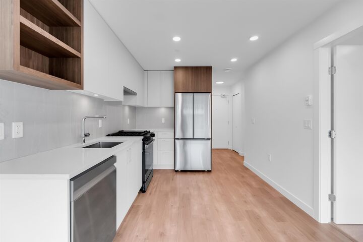 723 Grover Avenue 514 — photo 1