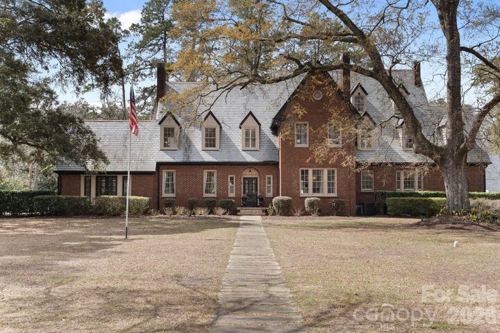 Property Photo:  1503 Elm Street  SC 29526 