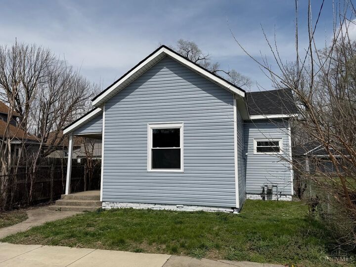 Property Photo:  1803 North Avenue  OH 45042 