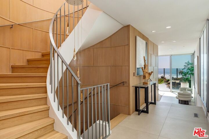 Property Photo:  31220 Broad Beach Rd  CA 90265 