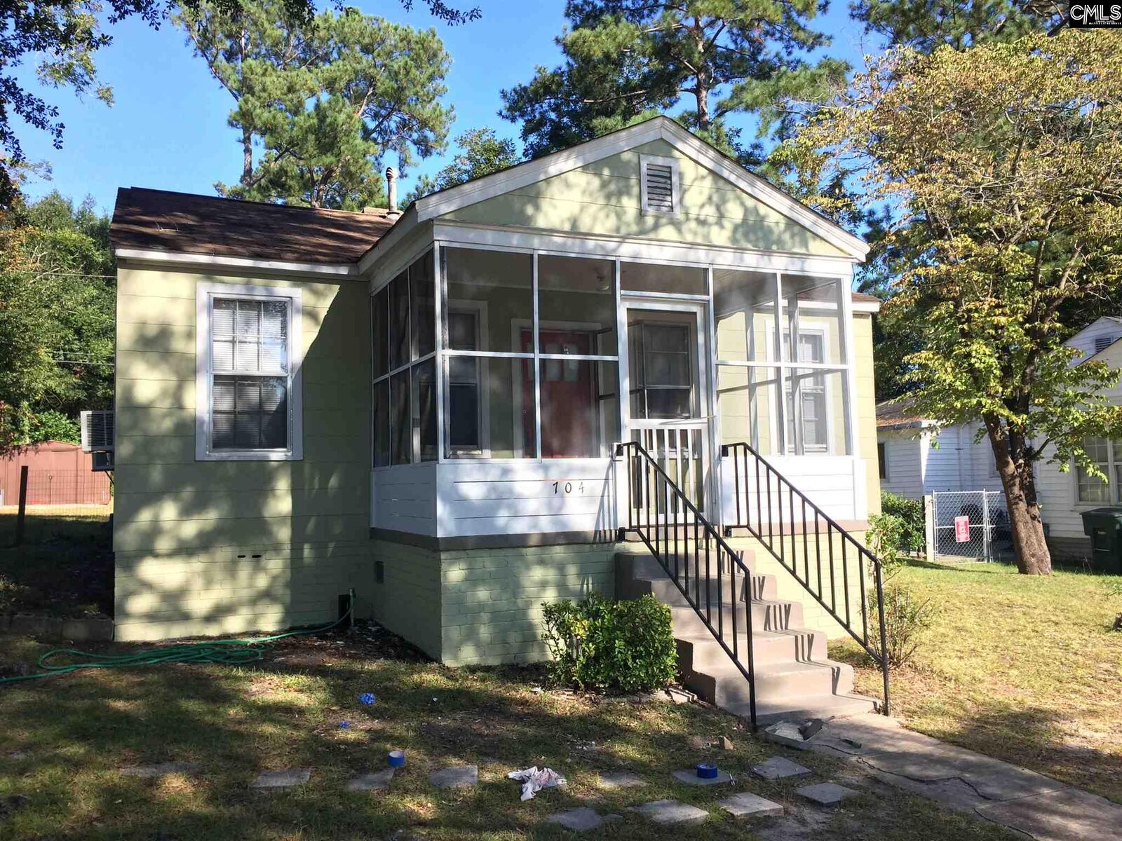 Property Photo:  704 S Bonham  SC 29205-4002 