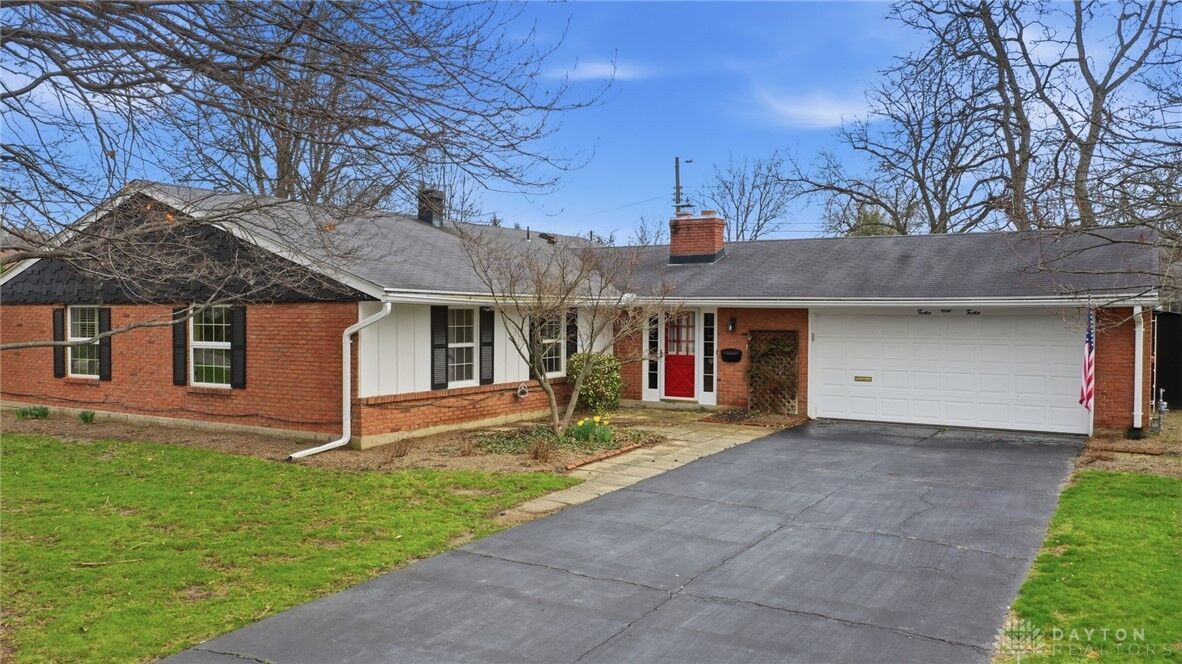 Property Photo:  1212 Laurelwood Road  OH 45409 