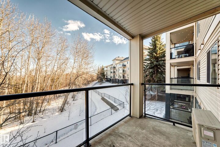 Photo de la propriété:  592 Hooke Road NW 218  AB T5A 5H2 