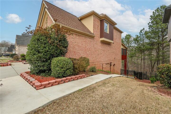 Property Photo:  5742 Ashleigh Walk Drive  GA 30024 