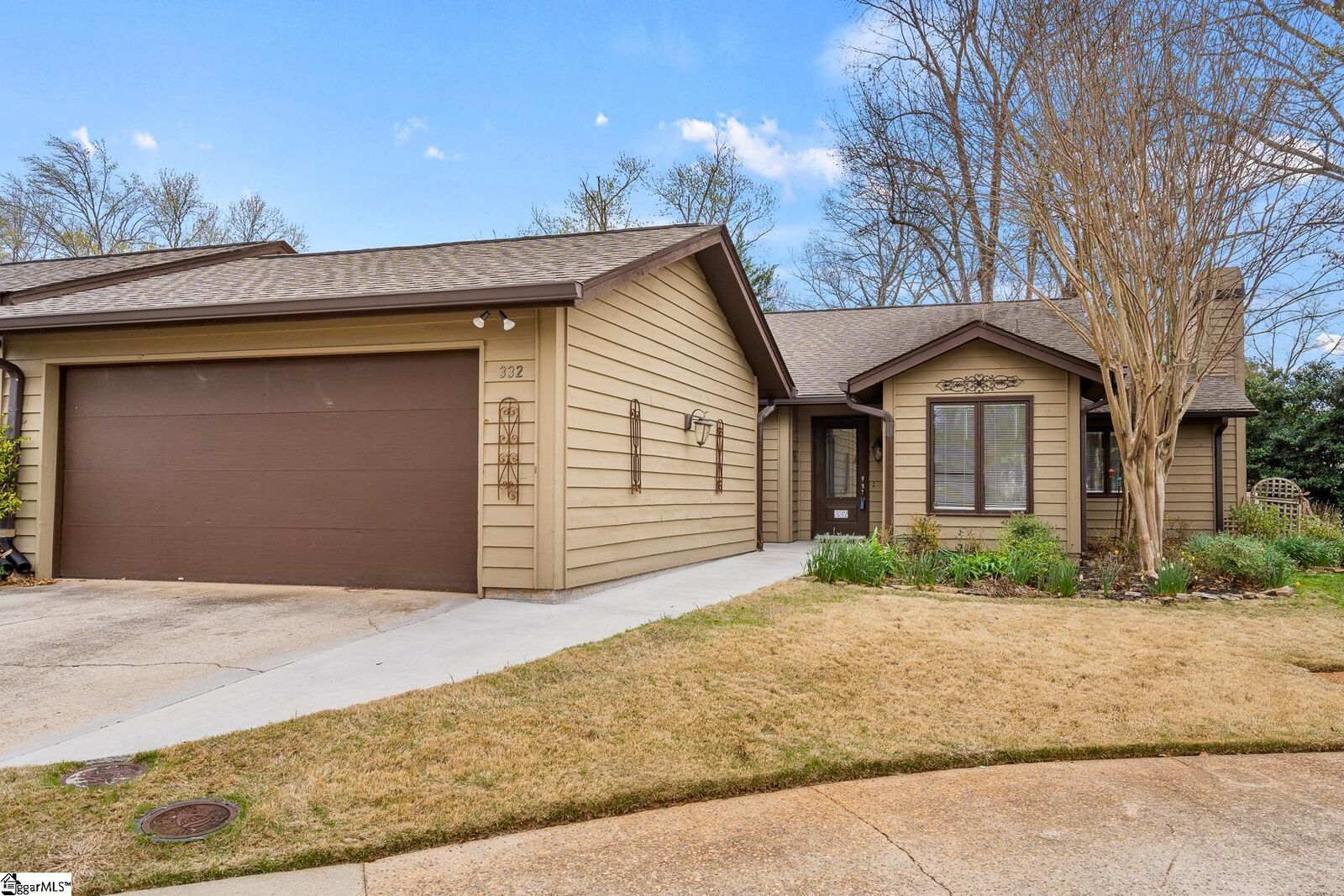 Property Photo:  332 Skylark Circle  SC 29650 