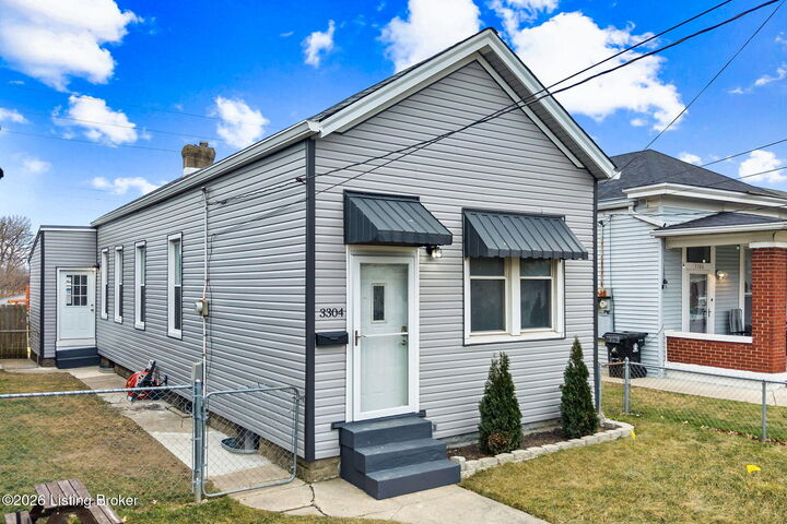 Property Photo:  3304 Bank St  KY 40212 