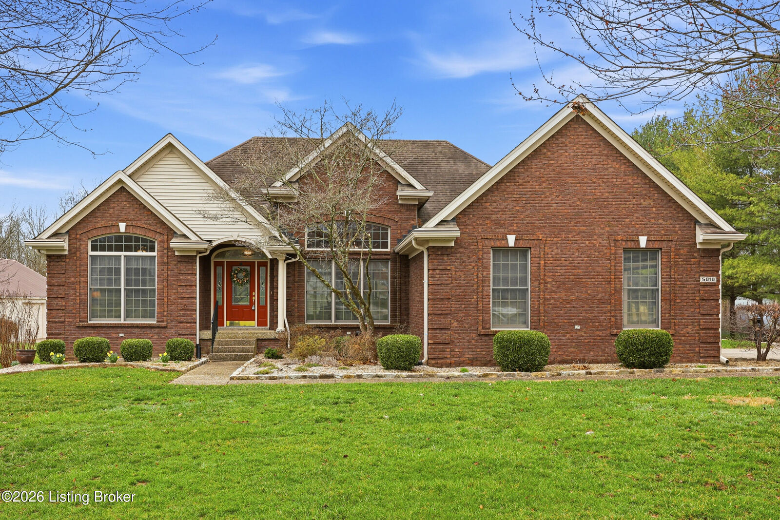 Property Photo:  5010 Pasafino Ct  KY 40299 