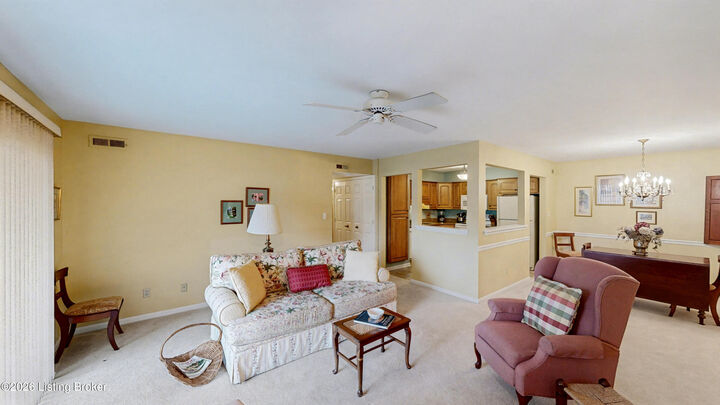 Property Photo:  814 Washburn Ave Apt 20  KY 40222 