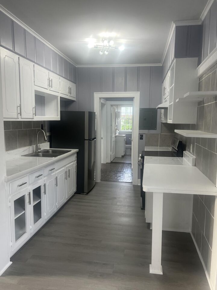 Property Photo:  405 S Eshman Ave  MS 39773 