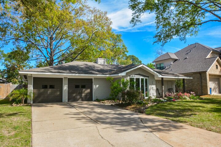 Property Photo:  14110 Barryknoll Lane  TX 77079 